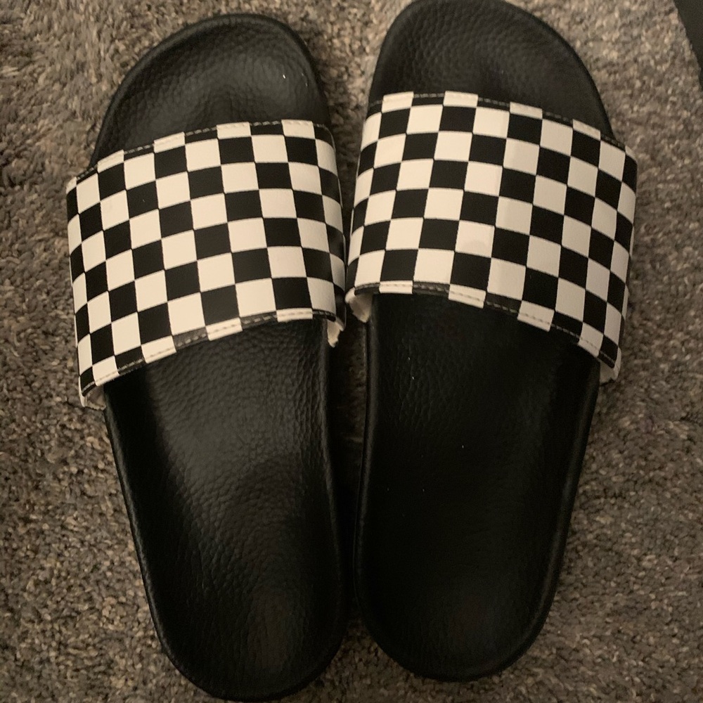 vans checkered slides